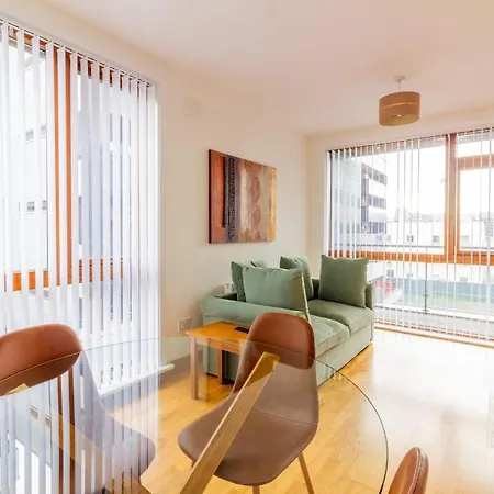 Guestready - Glamorous Flat In East Wall * Dublin