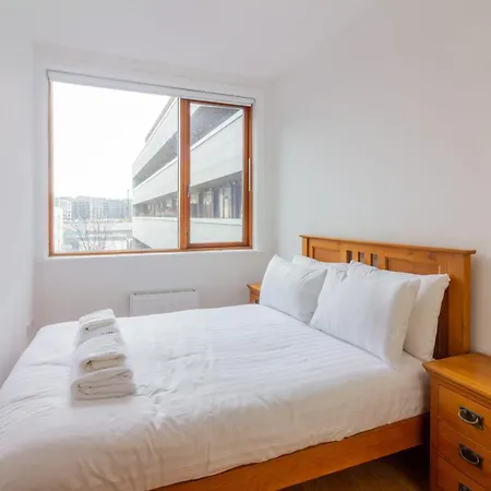 Guestready - Glamorous Flat In East Wall Apartment