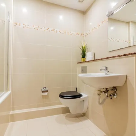 Guestready - Glamorous Flat In East Wall Apartment
