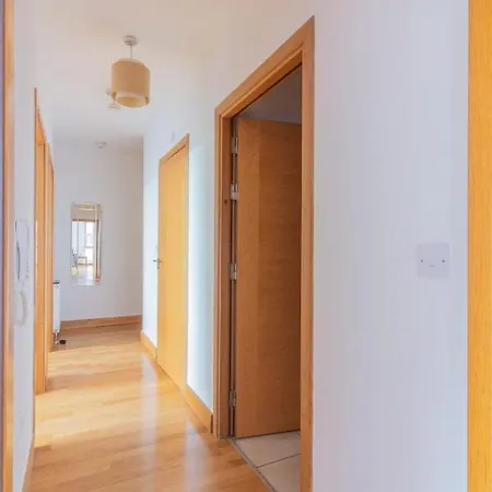 Guestready - Glamorous Flat In East Wall * Dublin