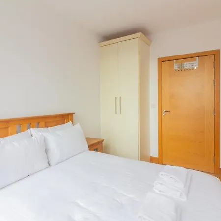 Guestready - Glamorous Flat In East Wall Apartment