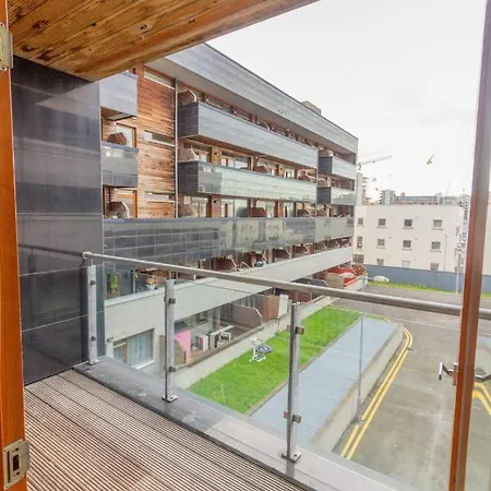 Guestready - Glamorous Flat In East Wall * Dublin